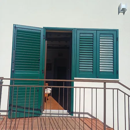 Casa Del Merlo بيت للعطل مارينا دي كامبو