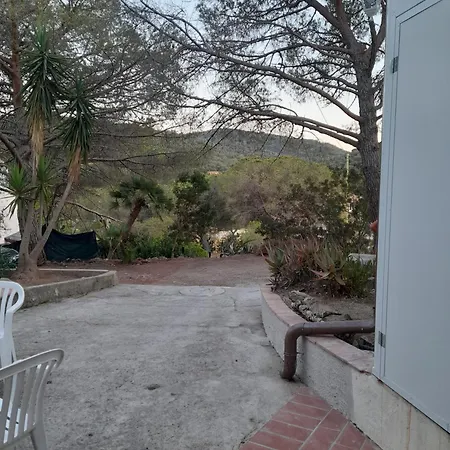 Casa Del Merlo بيت للعطل